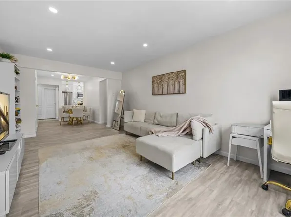759 E 10th St APT 7H, Brooklyn, NY 11230