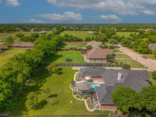 1741 Ashemore Ct, Midlothian, TX 76065