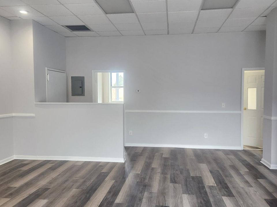 1st image of 18816 Northern Blvd #2B