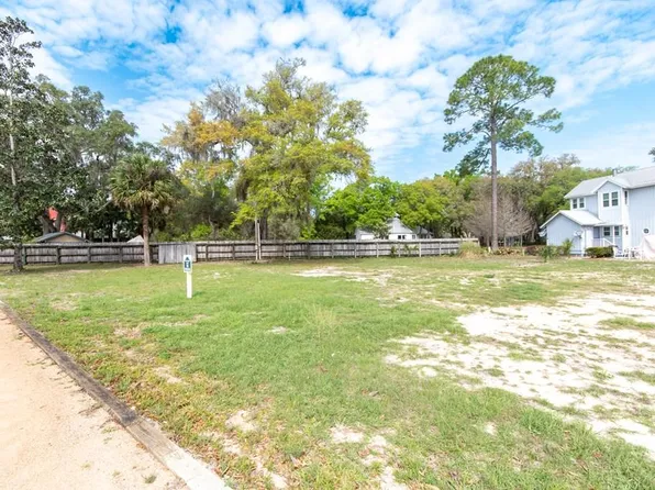 213& 217 NE Ryland Cir, Steinhatchee, FL 32359