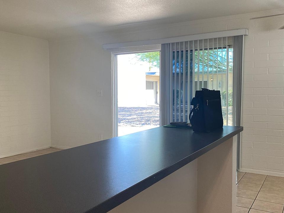 Kitchen counter top.