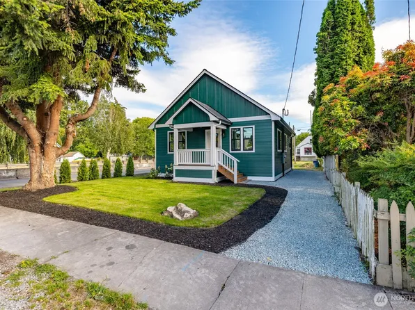 100 Milwaukee Street, Mount Vernon, WA 98273