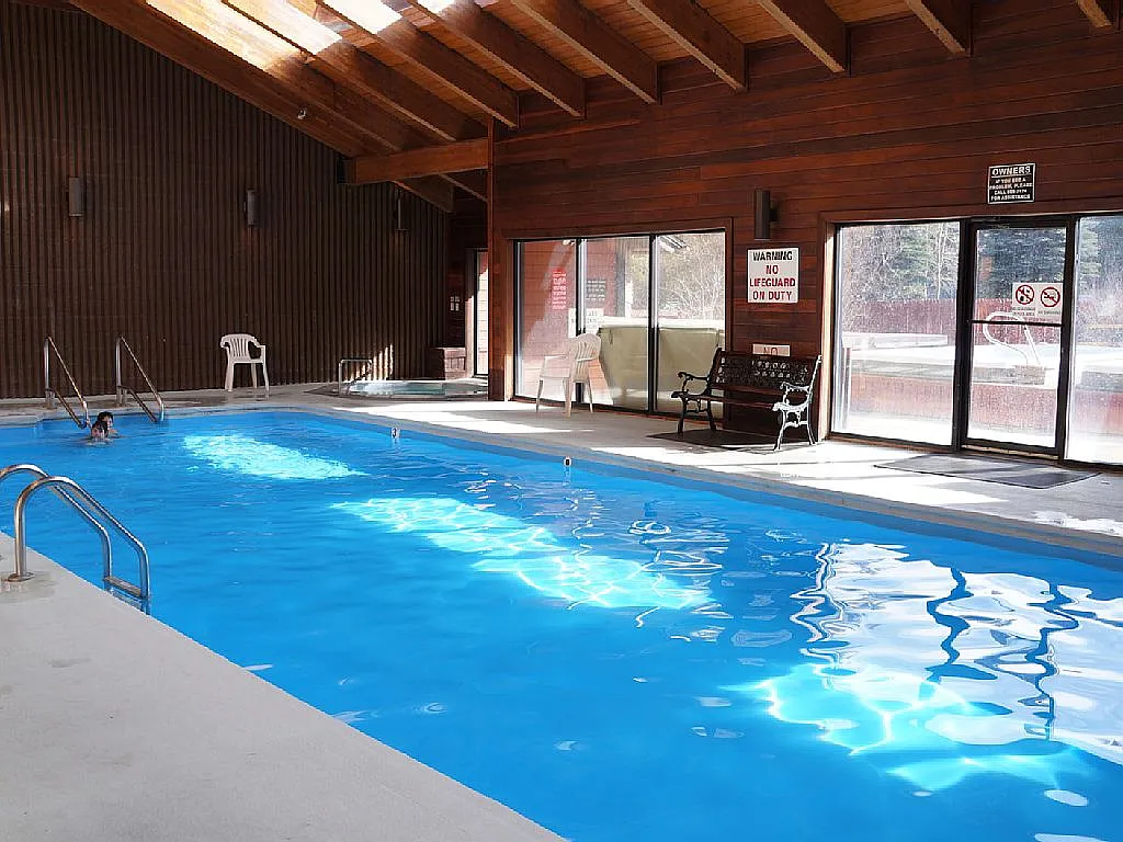 2 bed, 890 sqft, $3,500 — Photo 3