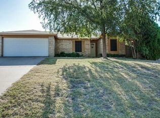 1735 Cliffcrest Dr, Duncanville, TX 75137