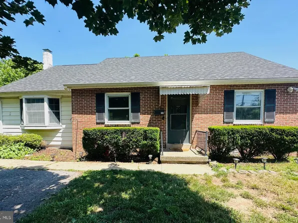 503 Old Airport Rd, Douglassville, PA 19518