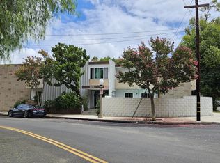 5302 Comercio Ln #8A, Woodland Hills, CA 91364
