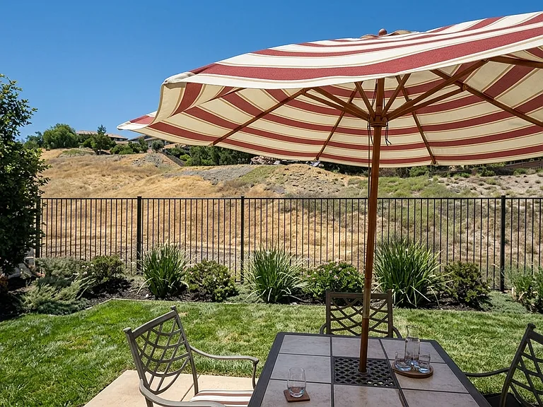 5170 Garlenda Dr — Photo 10