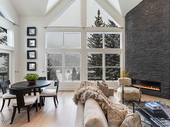 3rd image of 83 Offerson Rd APT 1