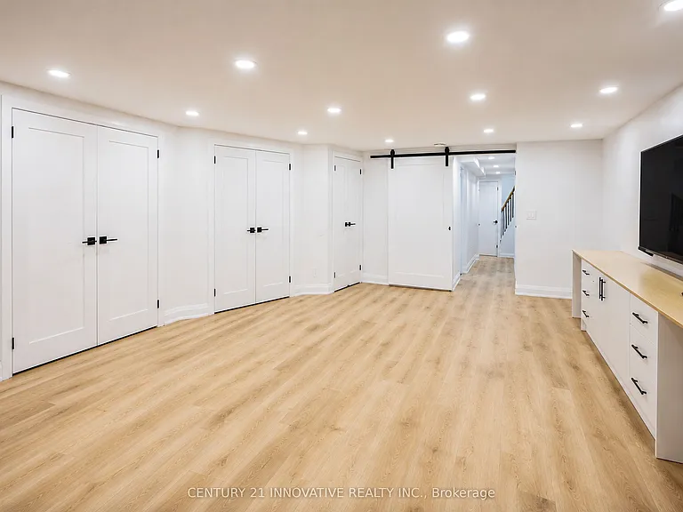 2451 Bridletowne Cir #19 — Photo 28