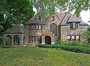 5915 Braeburn Pl, Pittsburgh, PA