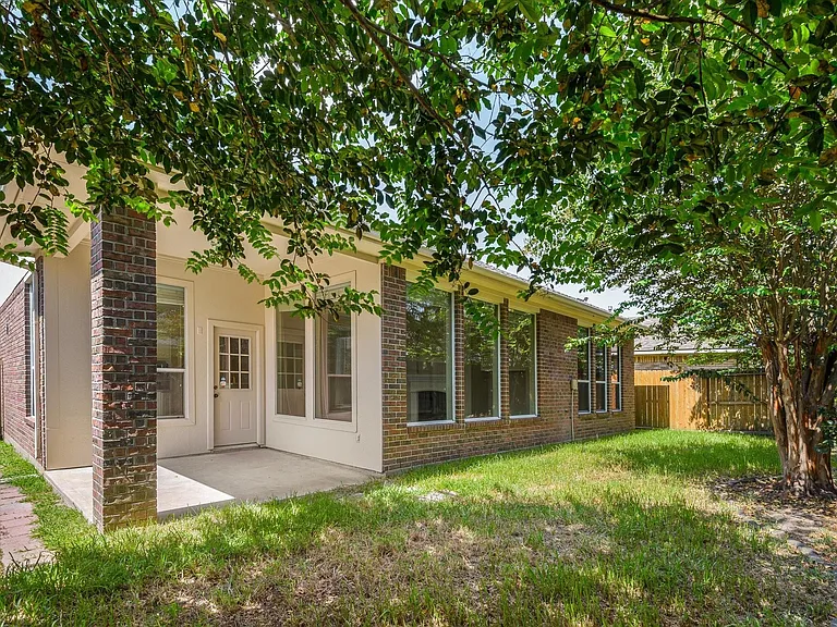 2635 Katie Harbor Dr — Photo 26