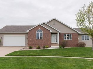 305 Maxwell Ct, Shellsburg, IA 52332