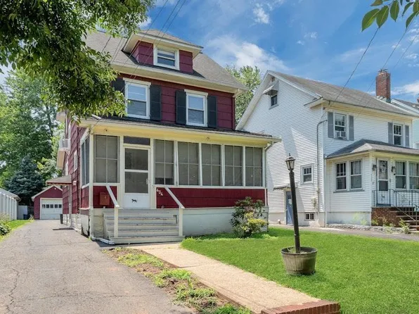434 3rd Ave, Roselle, NJ 07203
