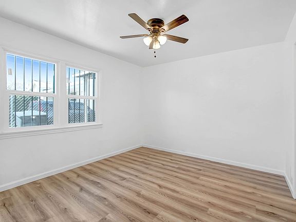 3rd image of 754 W 11th St