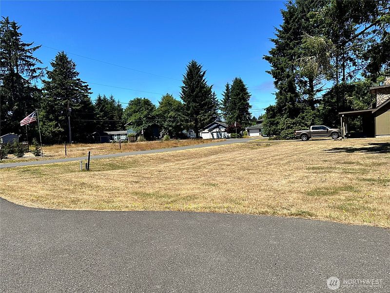 4th image of 604 Sollecks Avenue SE