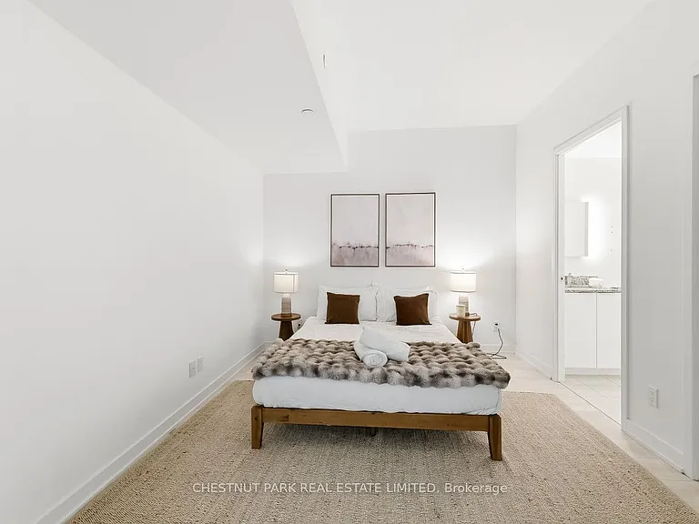 18 Maitland Ter #405 — Photo 28