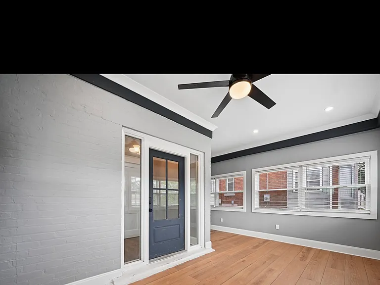 6815 Montgomery Rd — Photo 13