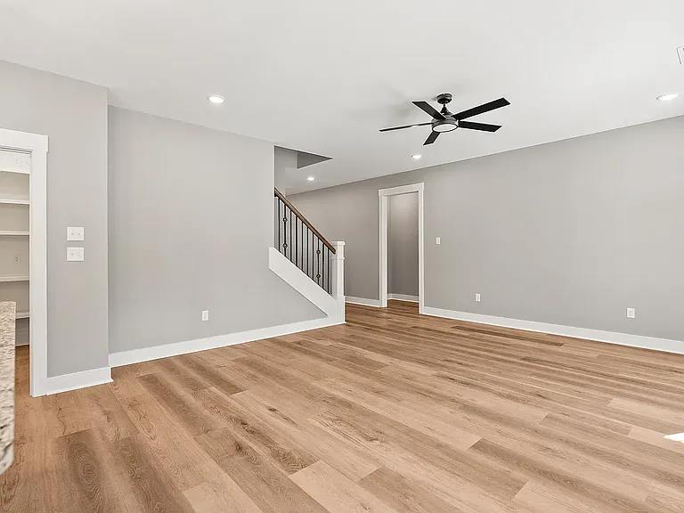 1275 Acuff Ln — Photo 21