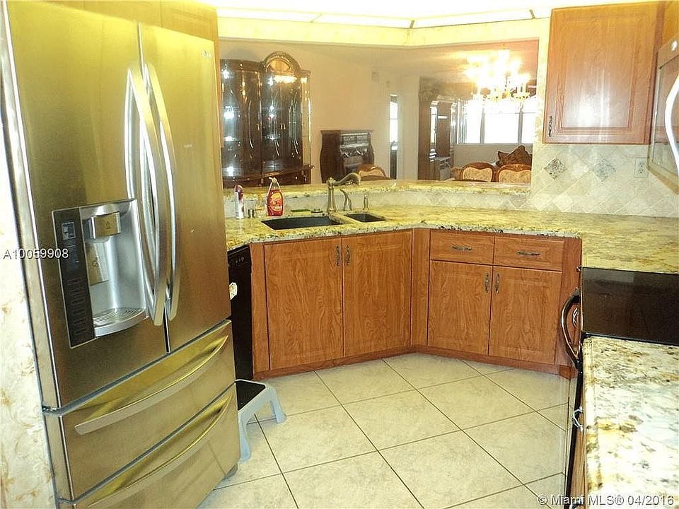 1st image of 2521 NW 104th Ave APT 401