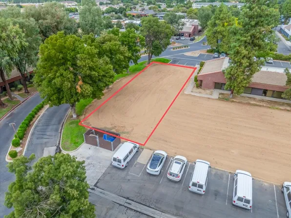 3425 W Shaw Ave #101, Fresno, CA 93711