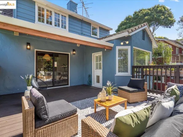 4401 Harbord Dr, Oakland, CA 94618