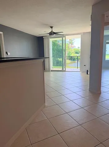 806 Villa Cir — Photo 9