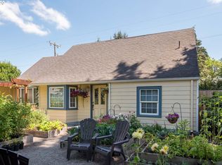 1231 Lake Dr, Eugene, OR 97404