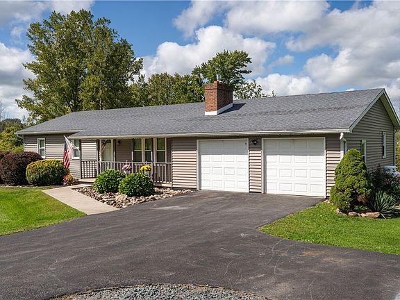 2nd image of 3511 Cole Rd