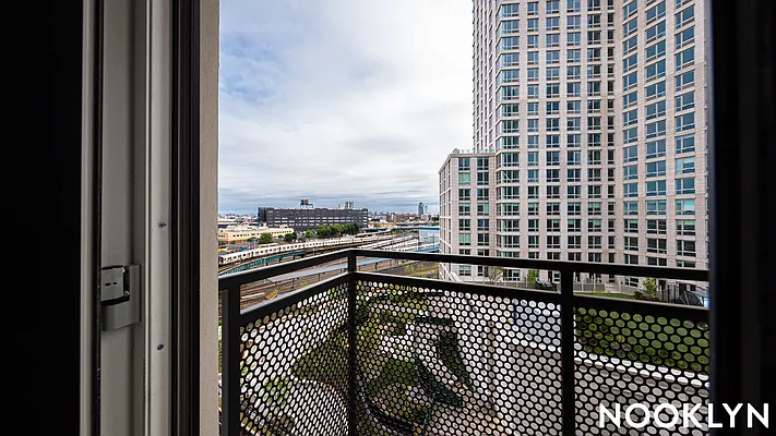 Rented by Nooklyn NYC LLC | media 62