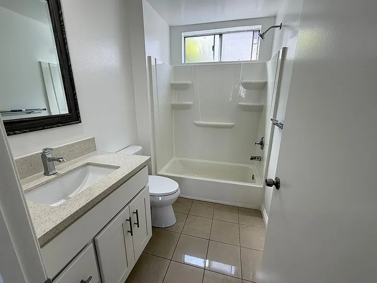 Oxford Villa Apartments — Photo 11