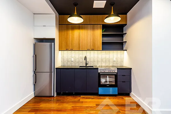 Rented by EXR | media 2