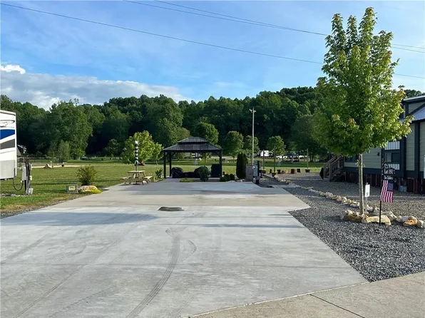 191 Mountain Meadows Dr #Lt, Morganton, GA 30560