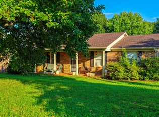 720 Redwood Dr, Mt Carmel, TN 37645