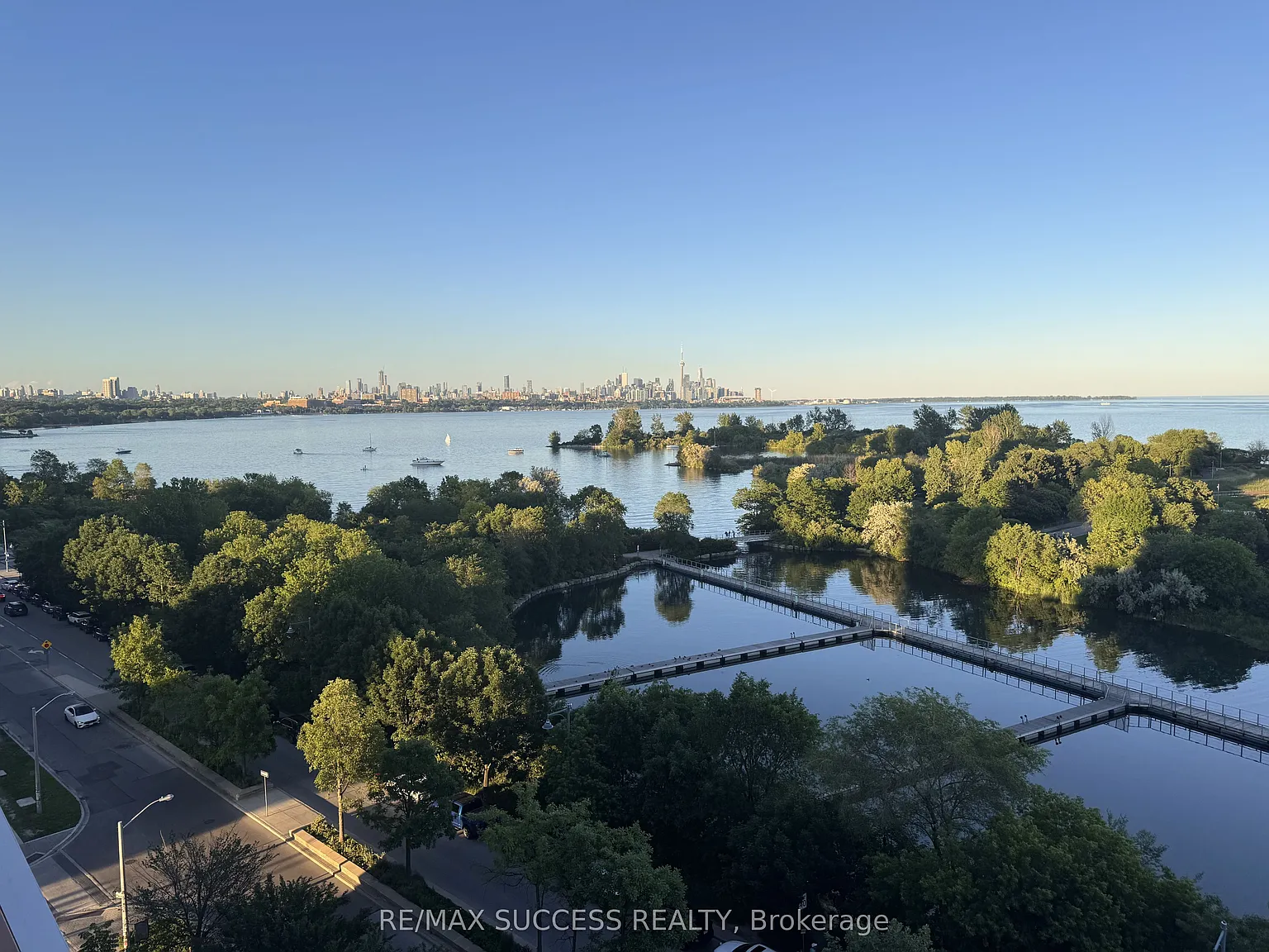 2 bed, $2,650 — Photo 2