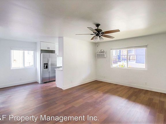 3rd image of 485 S Meadowbrook Dr Unit 5