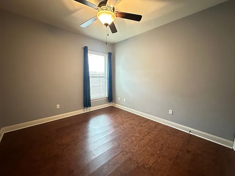 240 Danielle Dr — Photo 27