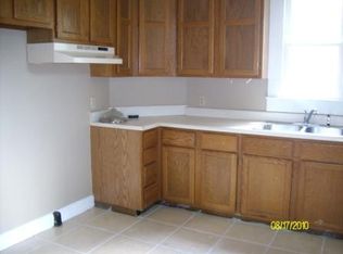 1035 S Broadway Ave, Springfield, MO 65807