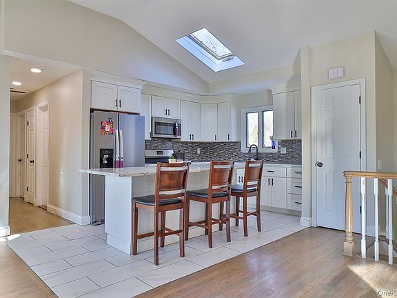 5th image of 116B Holbrook Road