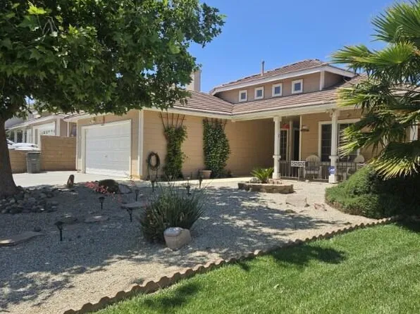 43221 32nd St E, Lancaster, CA 93535