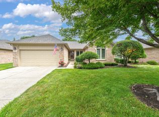 17175 Saddleworth Ln, Clinton Township, MI 48038