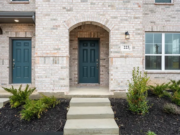 223 Wagon Spoke Way, Fort Worth, TX 76120