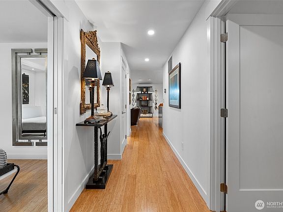 4th image of 6020 N Highlands Parkway #38