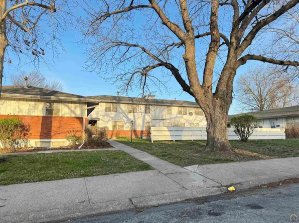 1175 SW Woodhull St, Topeka, KS 66604
