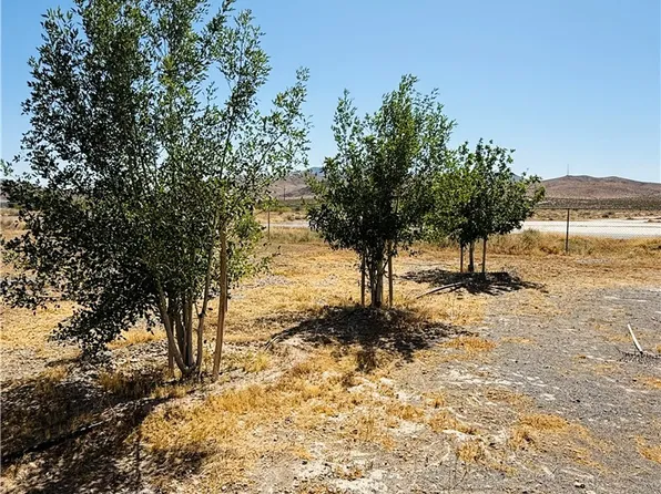 931 S Warren St, Pahrump, NV 89048