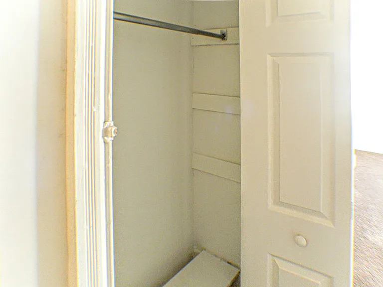 1535 S Hicks St — Photo 17