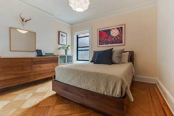 Sold by Twyford Real Estate | media 4