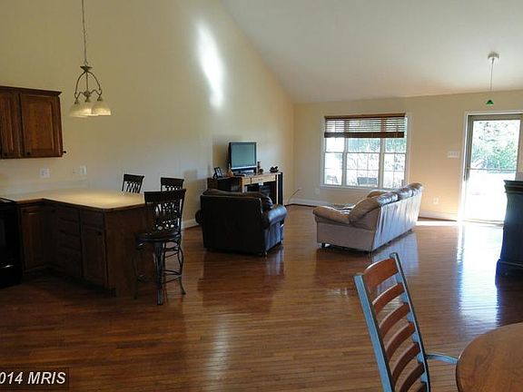 5th image of 10079 Jasper Dr