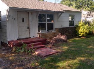 808 Cromwell Ave, Muskogee, OK 74403
