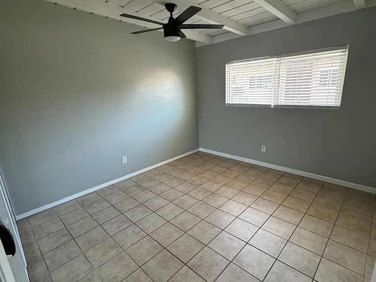 2226-28 Alton Pl — Photo 14