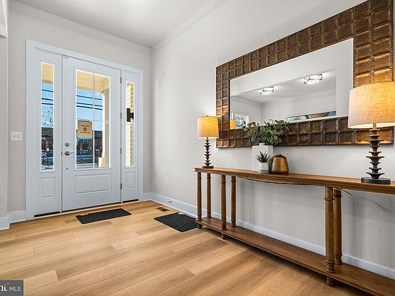 3rd image of 7505 Magarity Rd